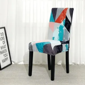 Stoelhoes met kleurrijk geometrisch patchwork