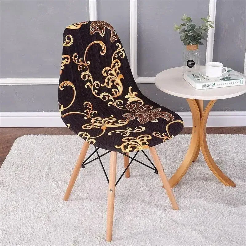 Scandinavische stoelhoes, zwart met gouden arabesken
