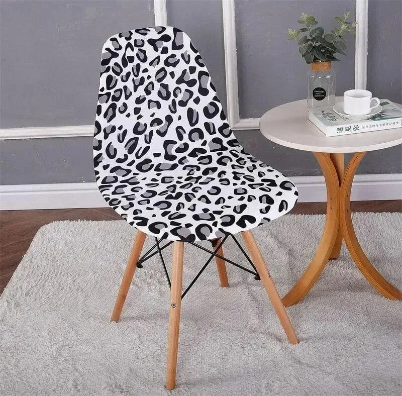 Scandinavische stoelhoes, luipaardmotief
